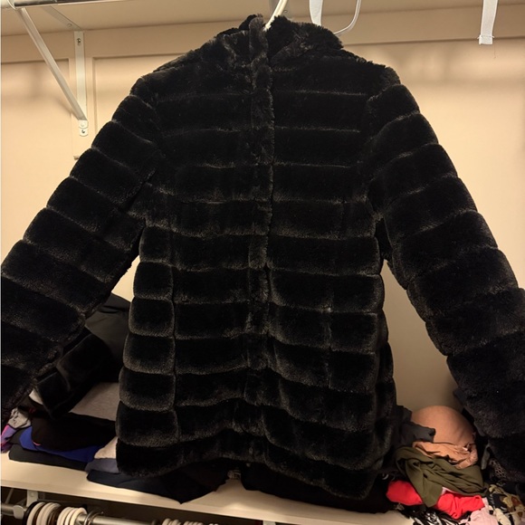 Black Soft Fluffy Jacket & Scarf Set - Brand New, Laura, Size XL - Picture 1 of 4